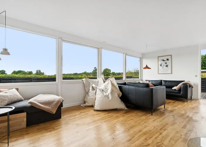 Simon - 1km From The Sea By Interhome