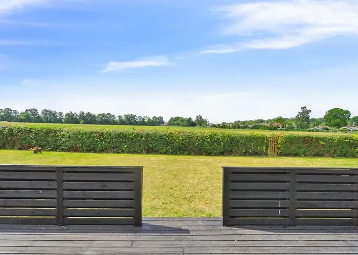 Simon - 1km From The Sea By Interhome *